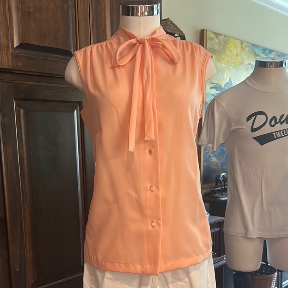 Vintage Styled by Terry Chicago Sz 12 Peach Sleeveless Bow Tie Blouse EVC